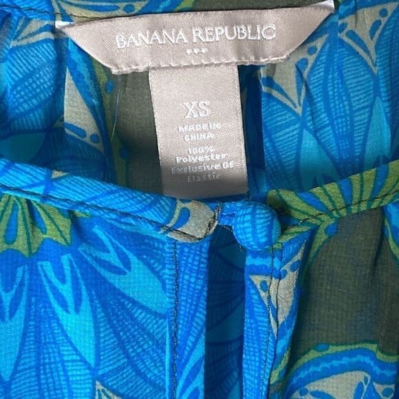 Banana Republic Sheer Top  - Picture 2 of 5